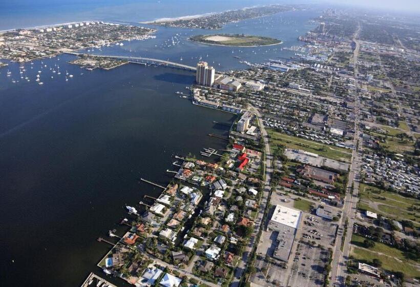 فندق على الطريق Travel Inn Of Riviera Beach