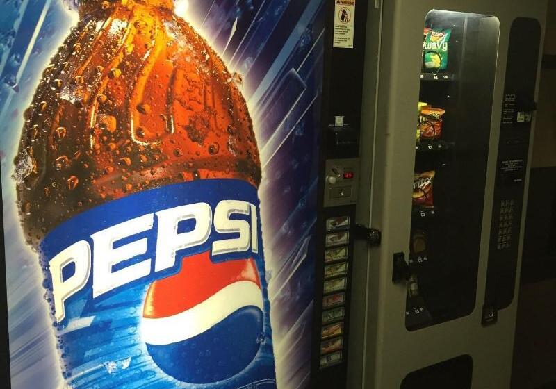 فندق على الطريق Travelodge By Wyndham Redwood Falls