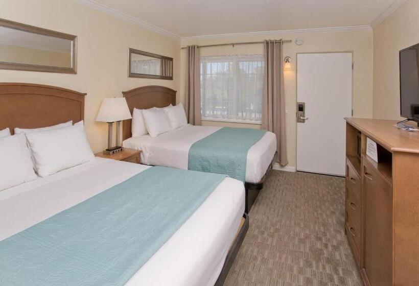 فندق على الطريق Villa Franca Inn