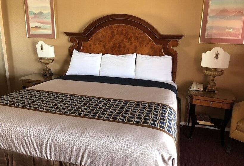 مُتل Villa West Inn