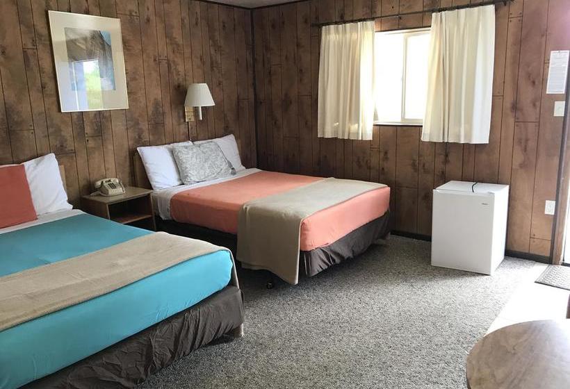 فندق على الطريق White Eagle Inn