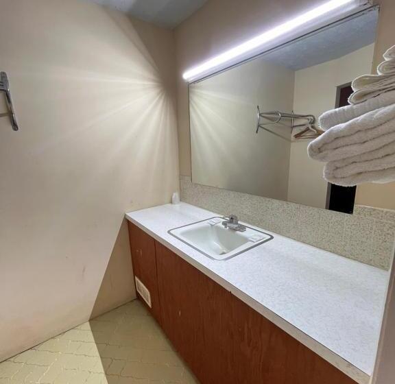 Mountain Empire Motel