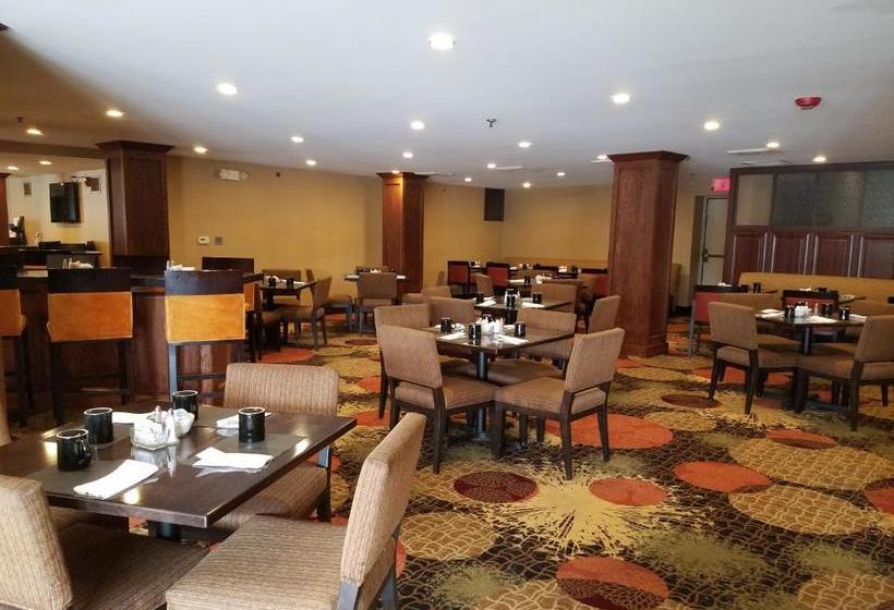 Radisson Hotel Detroit-farmington Hills
