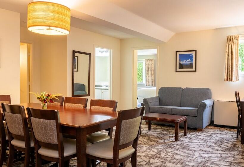 استراحتگاه Grand Summit Hotel At Attitash