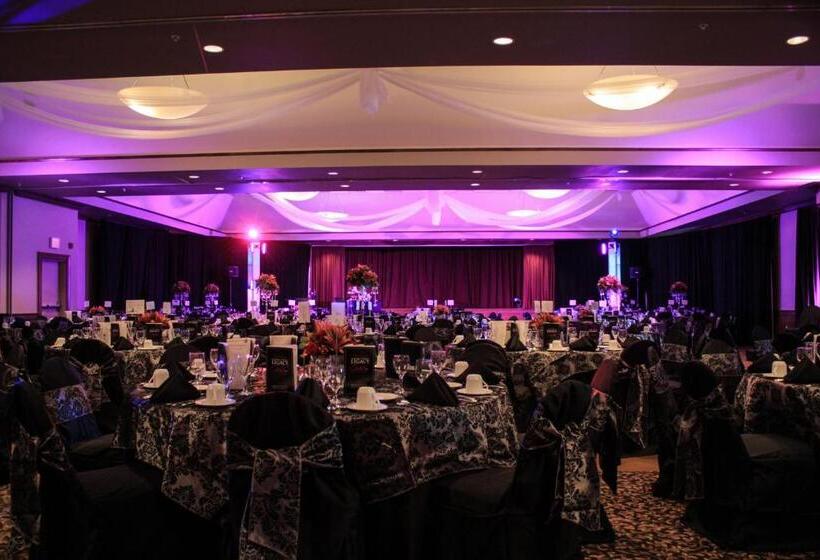 리조트 Grand Summit Hotel At Attitash