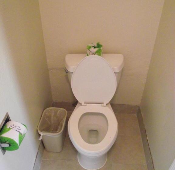 Sand Piper Motel   Los Angeles