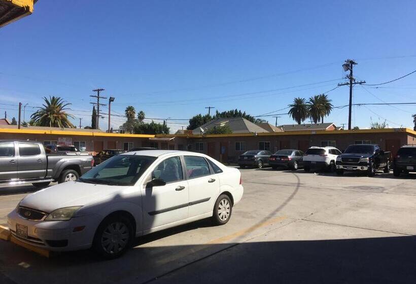 Sand Piper Motel   Los Angeles