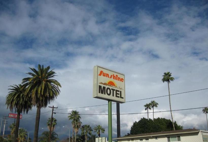 Sunshine Motel