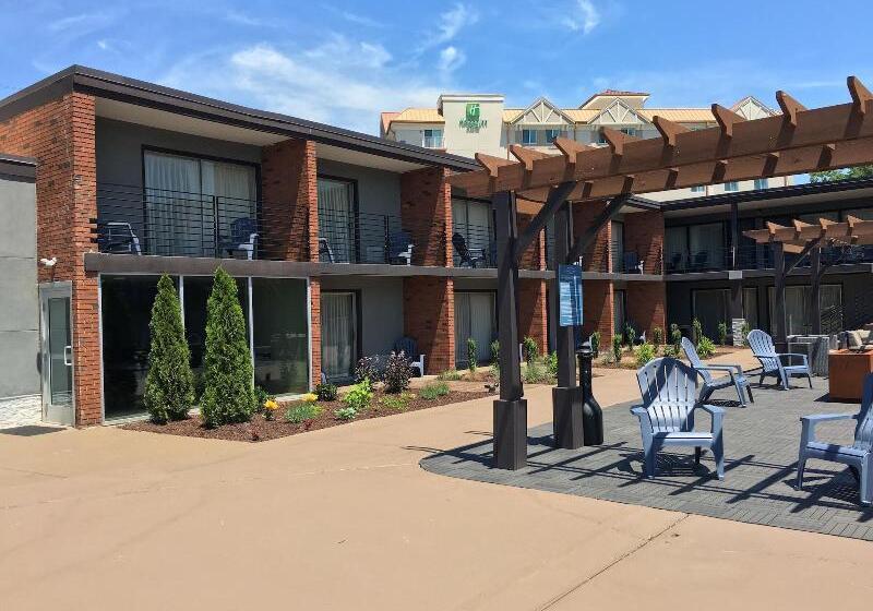 The Beaucatcher – A Boutique Motel