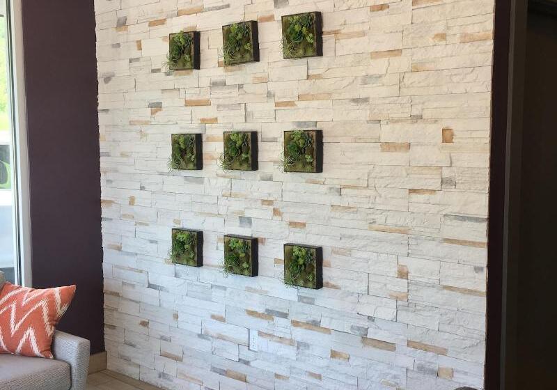 The Beaucatcher – A Boutique Motel