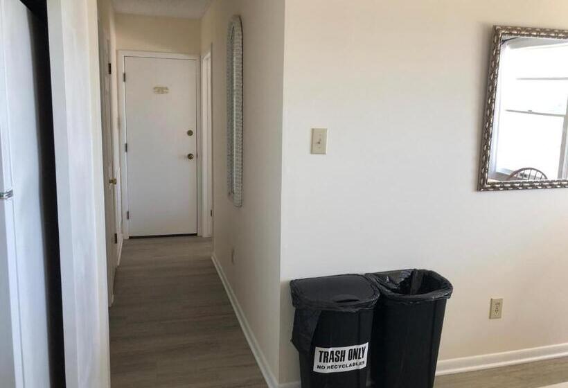 The Buckingham Motel