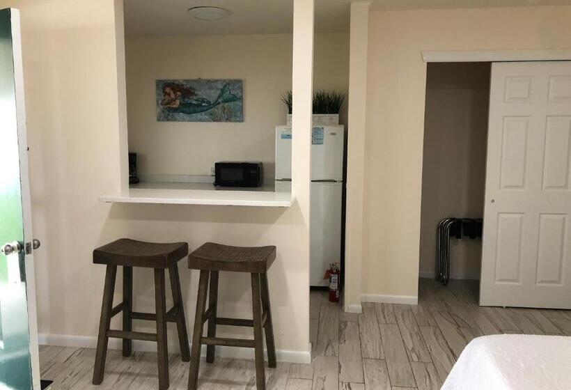 The Buckingham Motel