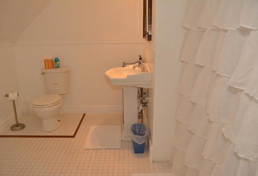 The Londoner Bed & Breakfast