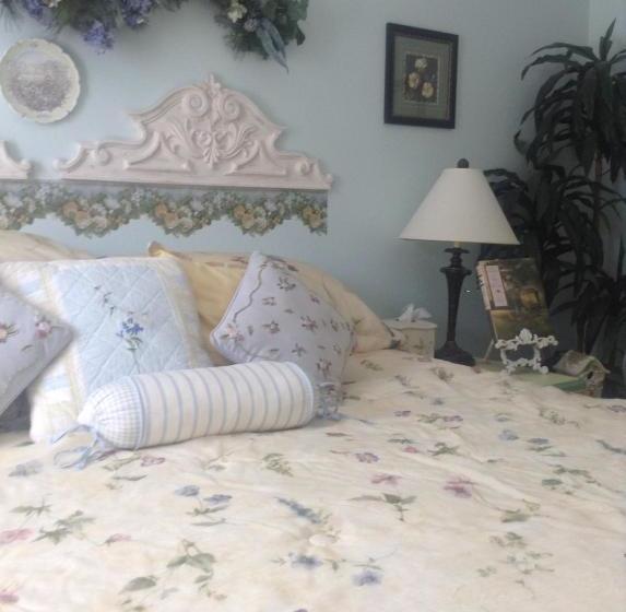 Toad Hall Manor Bed And Breakfast