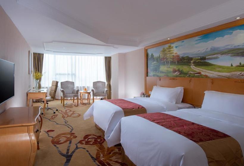 Отель Vienna 3 Best  Foshan Zhangcha