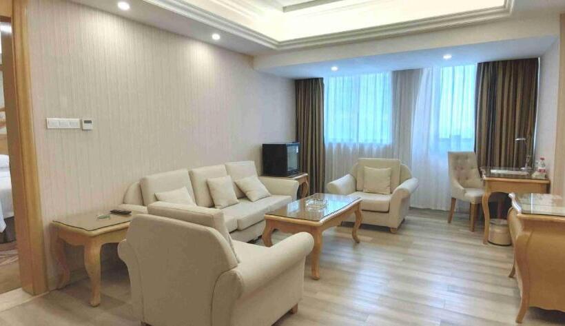Vienna Hotel Dongguan Shatian Humen Port