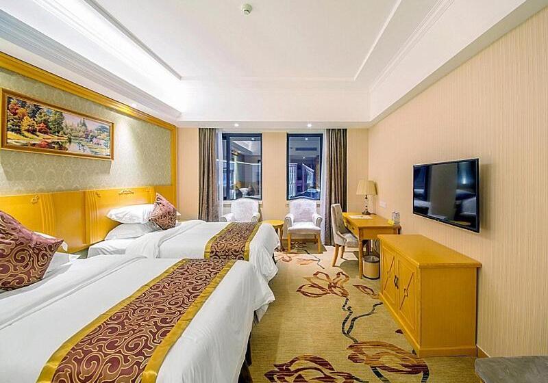 Vienna Hotel Guilin Wanfu Square