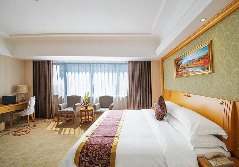 Vienna Hotel Guilin Wanfu Square
