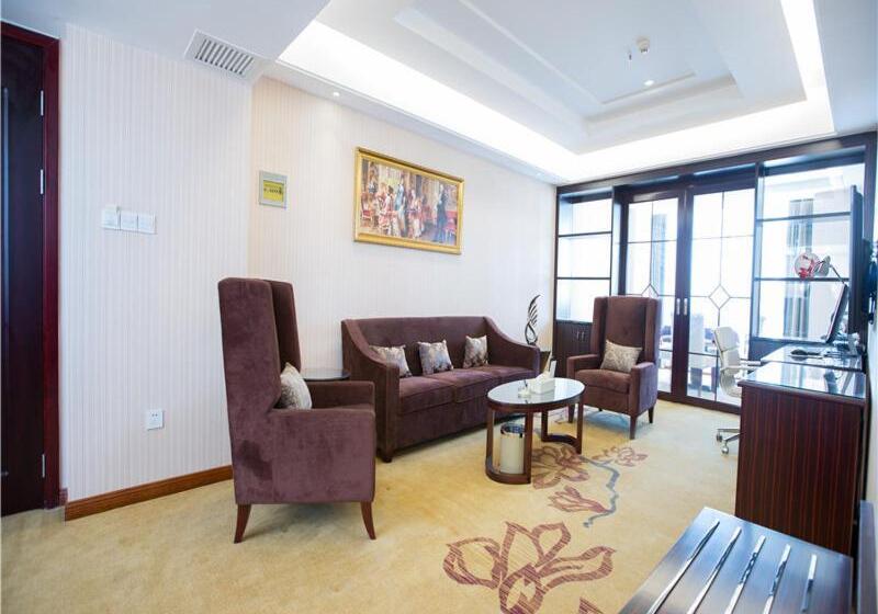 Vienna Hotel Zhumadian Huayuan Xuefu