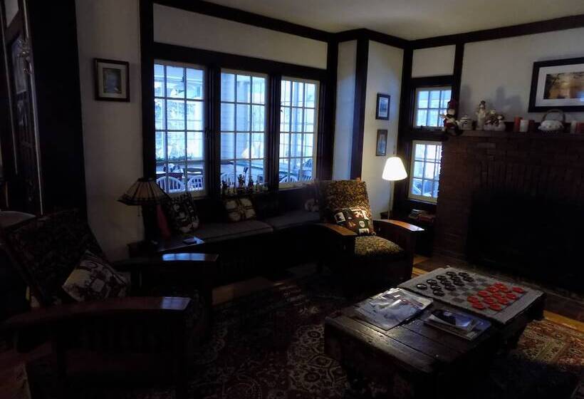 Wilderness Inn Bed And Breakfast