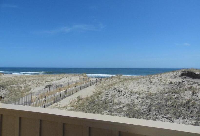 منتجع Windward Shores