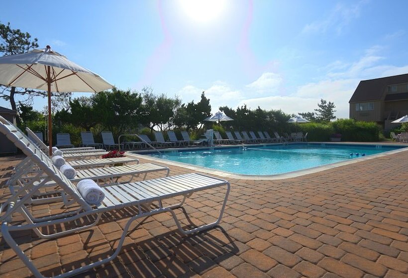 منتجع Windward Shores