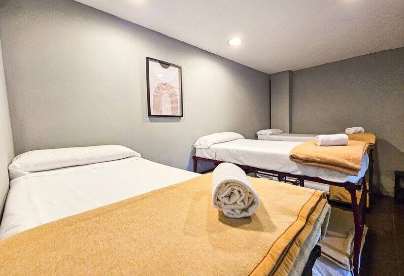 Hostel Backpacker Solopuent