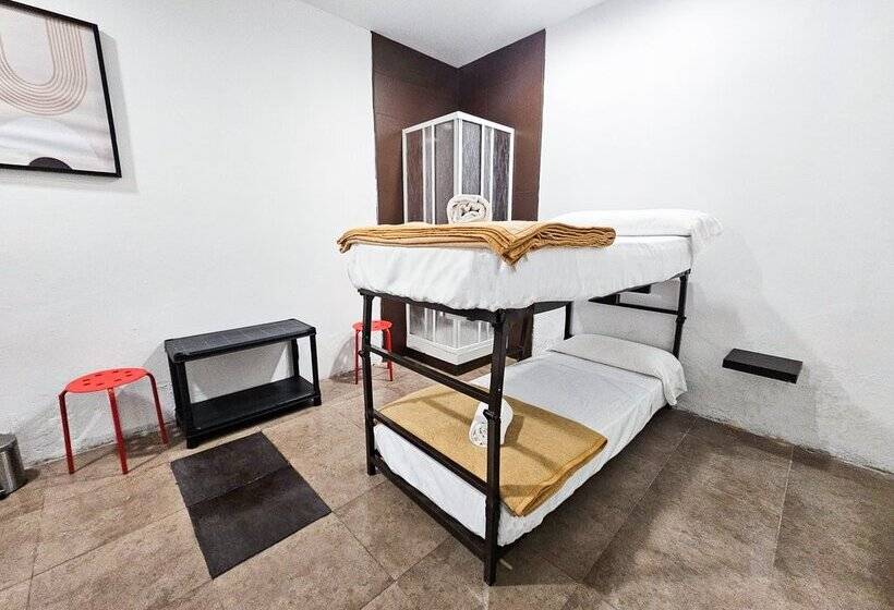 Hostel Backpacker Solopuent