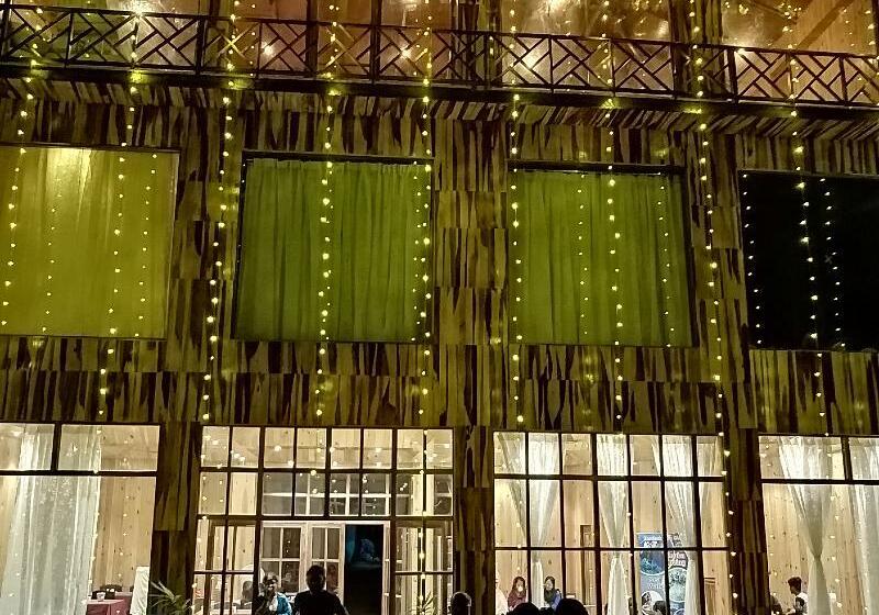 فندق White Coral Beach Resort