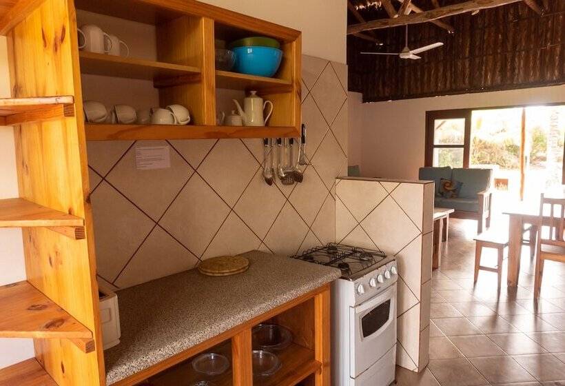 Отель Morrumbene Beach Resort