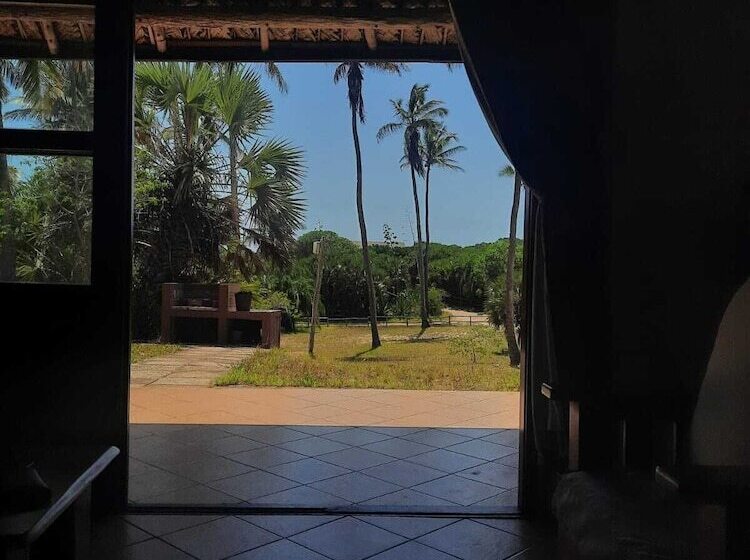 Отель Morrumbene Beach Resort