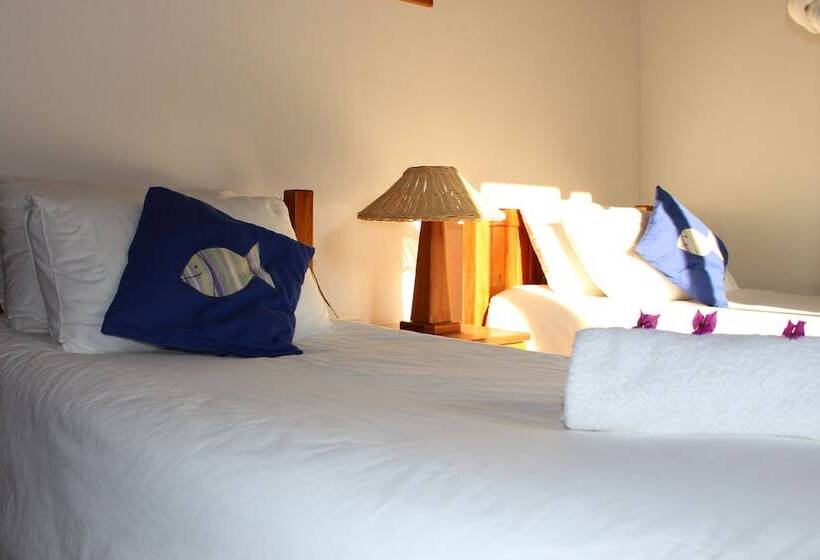 Отель Morrumbene Beach Resort