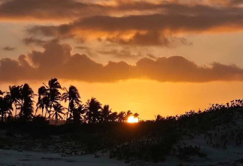 Отель Morrumbene Beach Resort