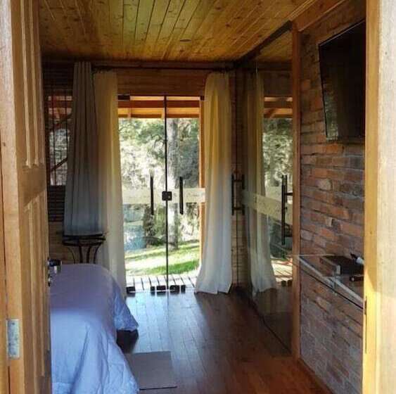 בית מלון כפרי Pousada Cajuva