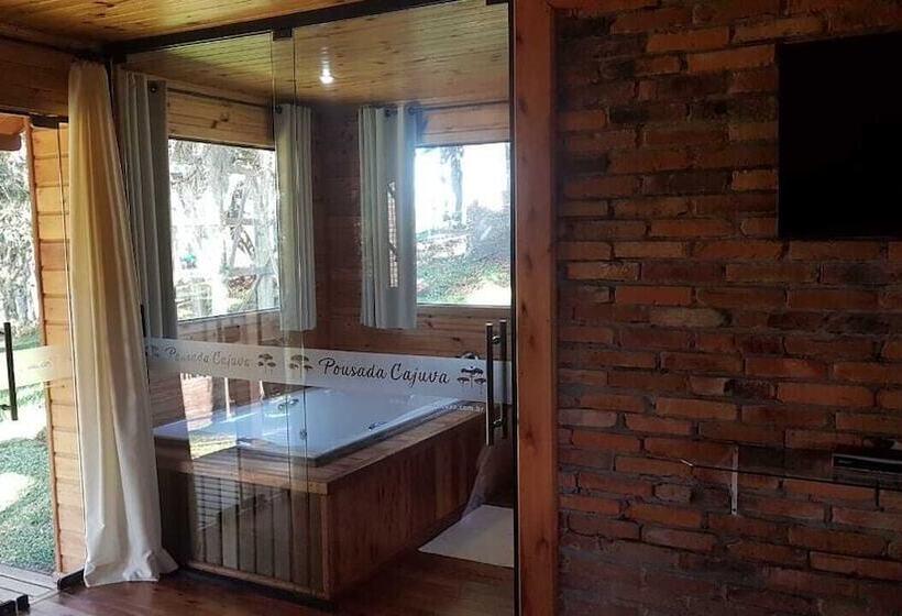 בית מלון כפרי Pousada Cajuva