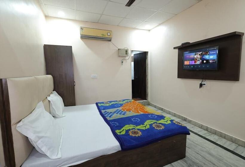 בית מלון כפרי Shyam Inn