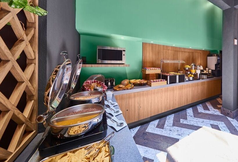 Отель City Centro By Marriott Ciudad De Mexico