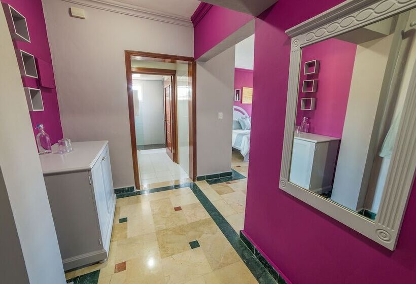 酒店 Checkin El Cortecito