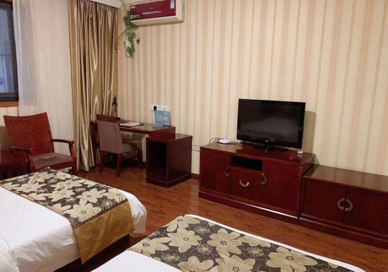 Отель Greentree Alliance Jiangsu Wuxi Yixing Jinsanjiao Bus Station