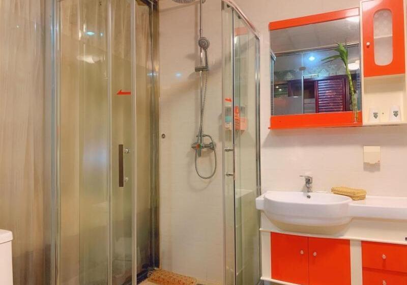 Отель Greentree Alliance Jiangsu Wuxi Yixing Jinsanjiao Bus Station