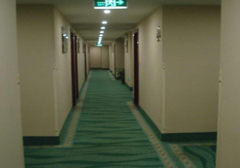 Отель Greentree Alliance Jiangsu Wuxi Yixing Jinsanjiao Bus Station