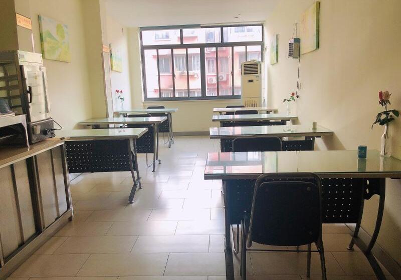 호텔 Greentree Alliance Shanghai Minhang Jiaotong University