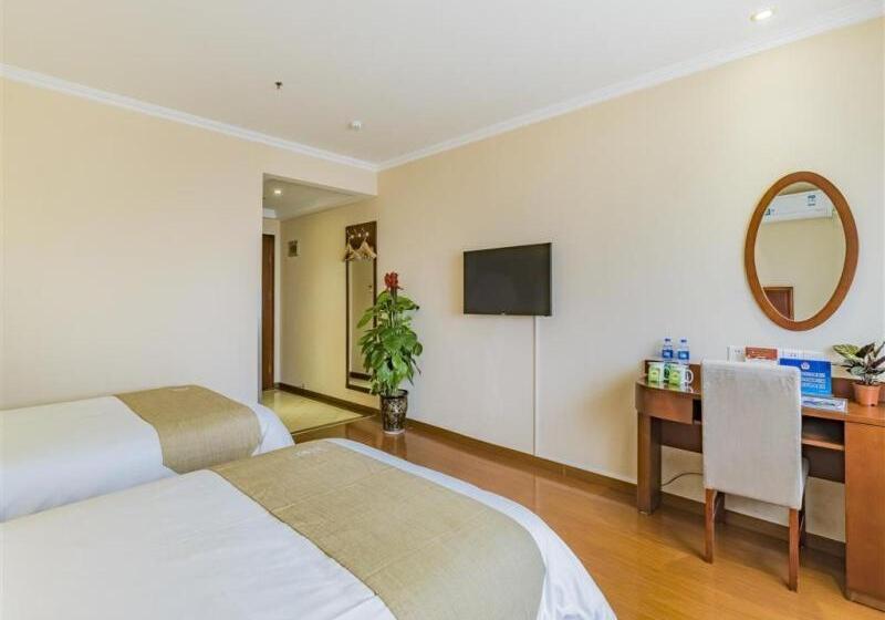 Отель Greentree Inn Beijing Changping District North China Electric Power University Business