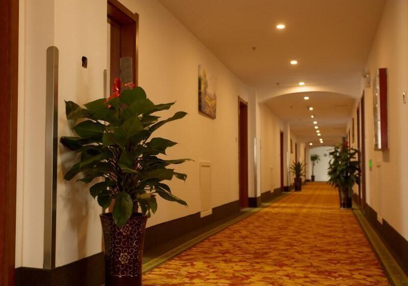 בית מלון כפרי Greentree Inn Chizhou Changjiang Middle Road Shangzhidu Commerce Square Express