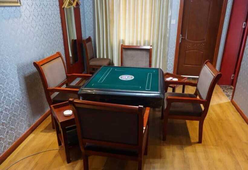 בית מלון כפרי Greentree Inn Ganzhou Sankang Temple Darunfa Express