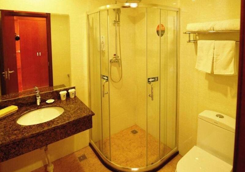 酒店 Greentree Inn Hebei Qinhuangdao Peace Avenue Express