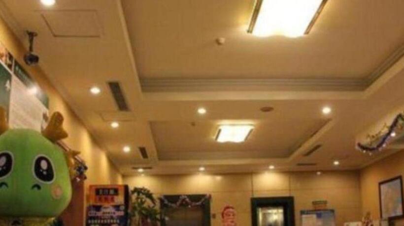 בית מלון כפרי Greentree Inn Jining Jianshe Road
