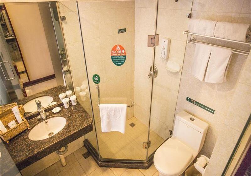 ホテル Greentree Inn Jiuquan Century Plaza