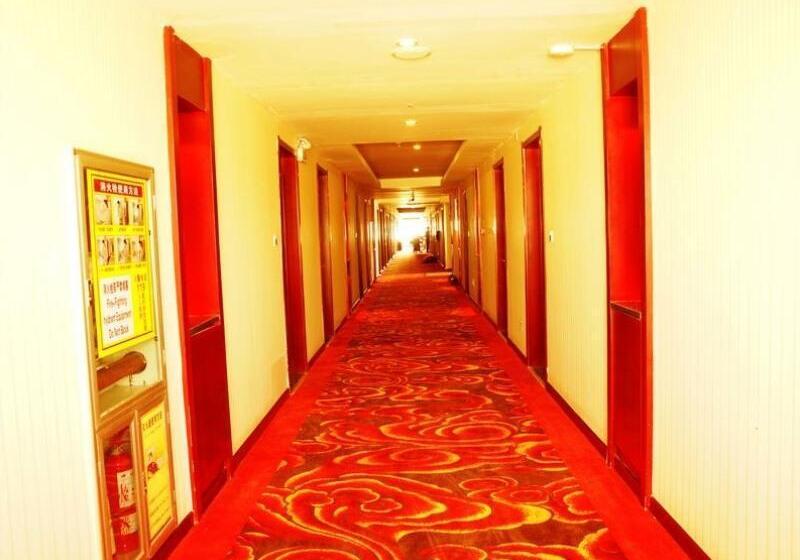 בית מלון כפרי Greentree Inn Jiuquan Century Plaza