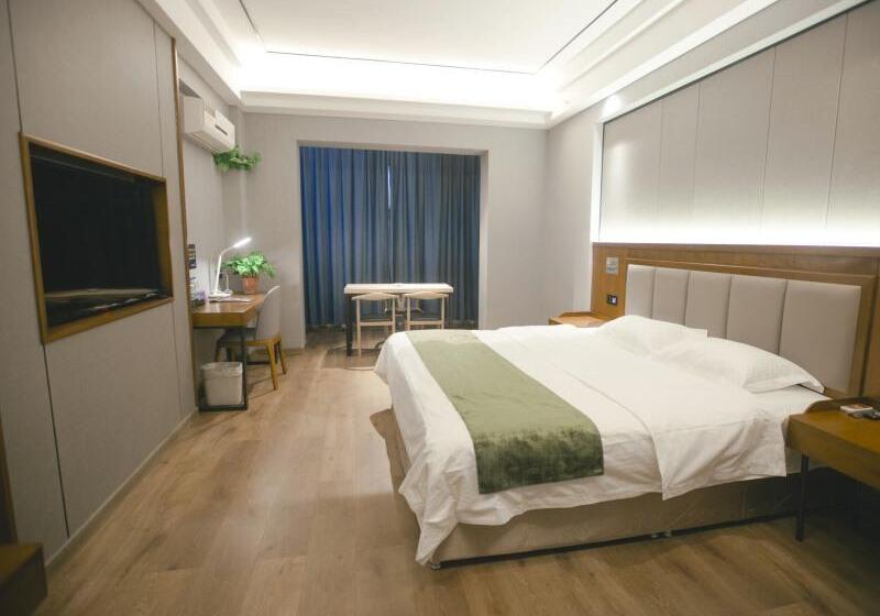 ホテル Greentree Inn Jiuquan Century Plaza